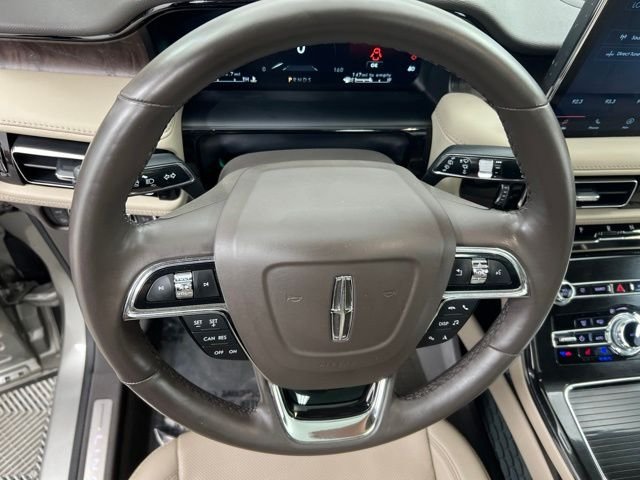 Used 2023 Beige Lincoln Reserve image 21