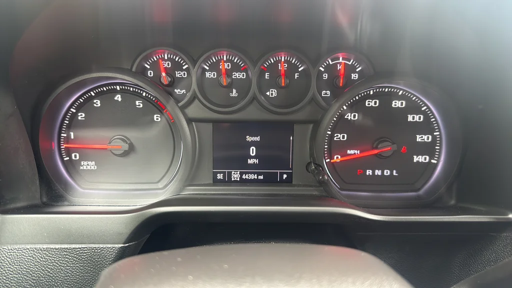Used 2024 Gray Chevrolet Custom image 14