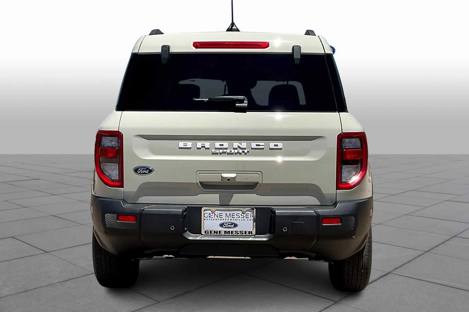 New 2025 Desert Sand Ford Big Bend image 4