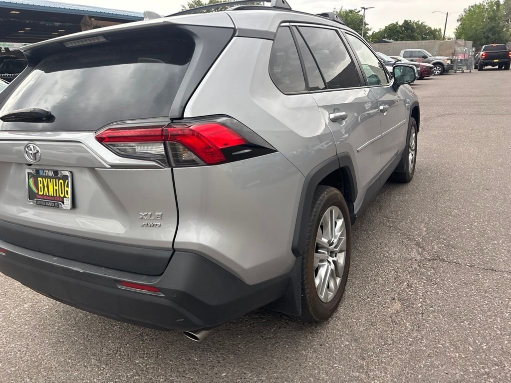 Used 2023 Silver Toyota XLE Premium image 16