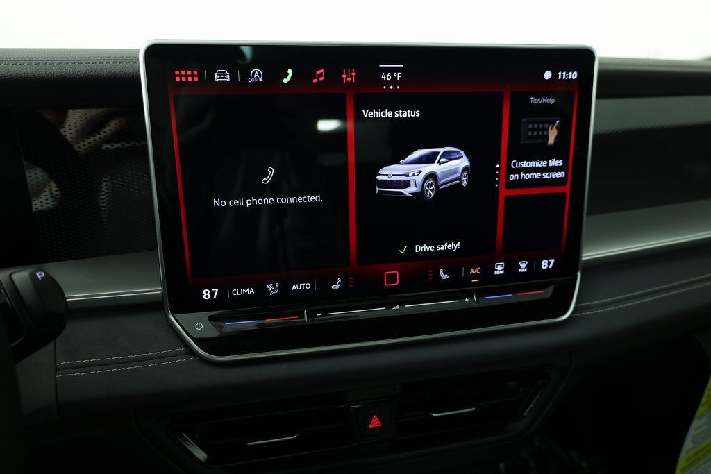 Used 2026  Volkswagen SE R-Line Black image 12