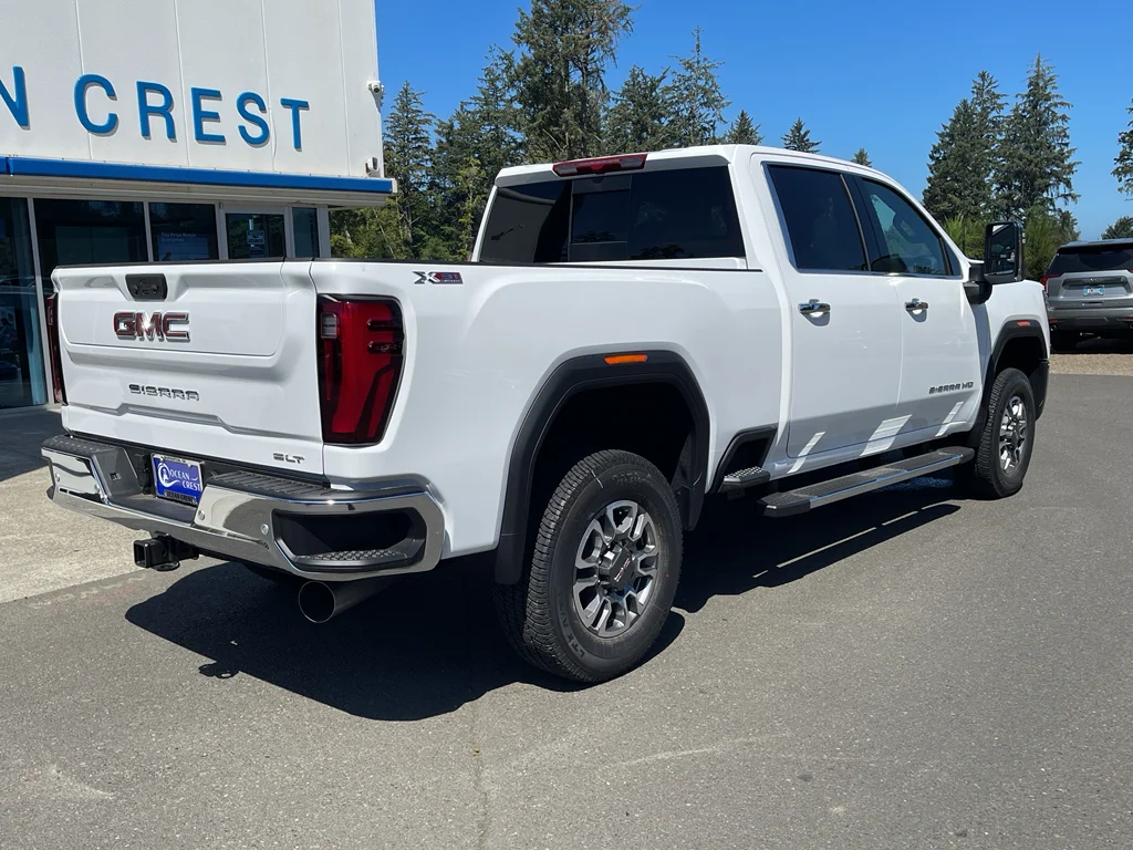 2025 GMC Sierra 3500HD SLT - Photo 11