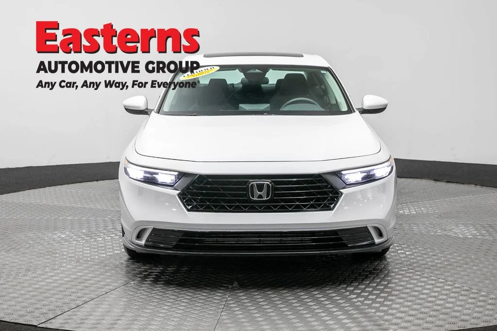 Used 2024 White Honda EX image 2