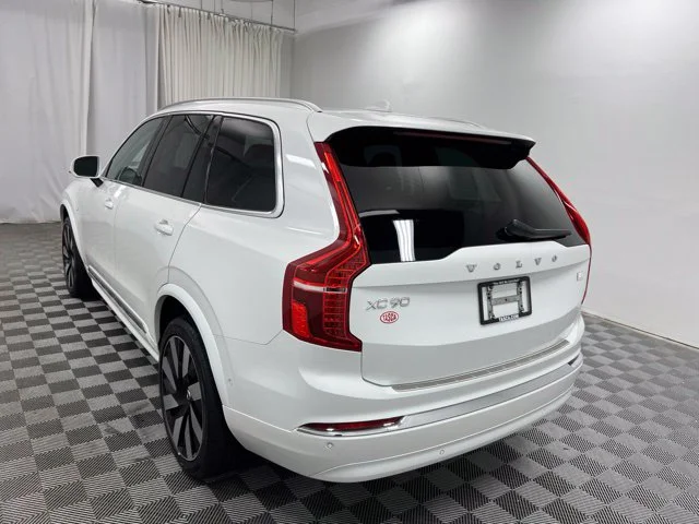 Used 2024 White Volvo T8 Plus Bright Theme 7 Passenger image 6