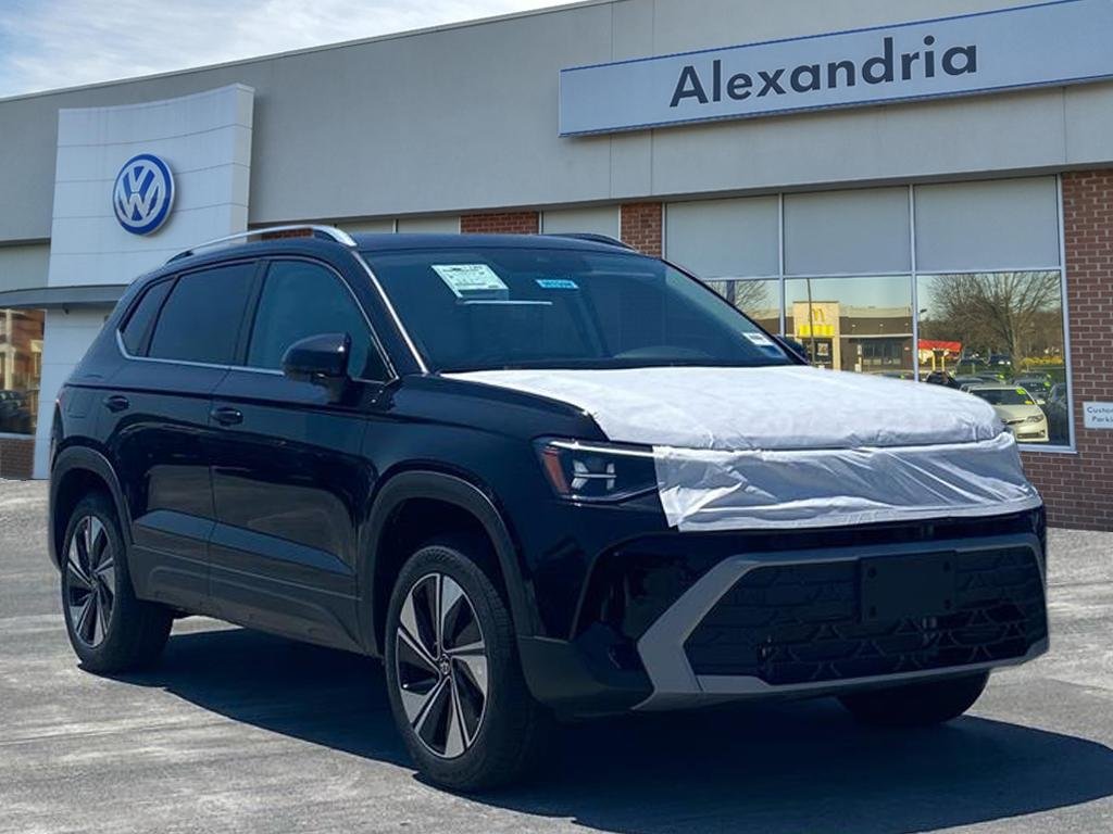 2026 Volkswagen Taos 1.5T SE 4Motion's photo