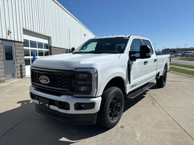 New 2026 Oxford White Ford F-250® XL image 3