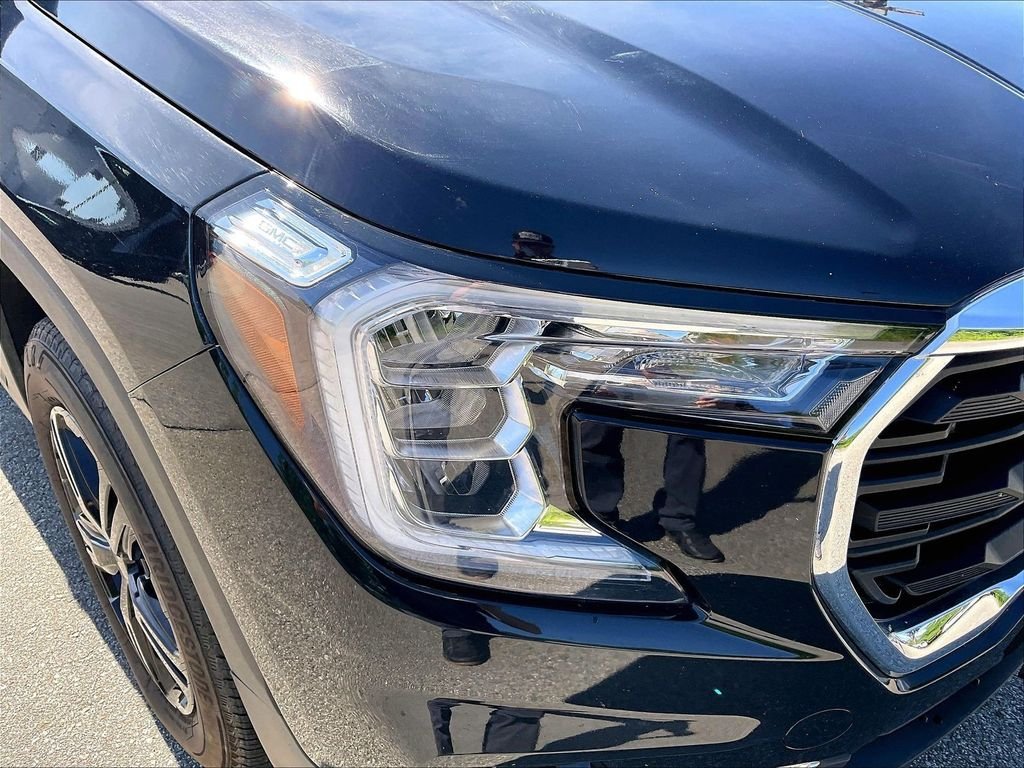 Used 2024 Black GMC SLE image 29