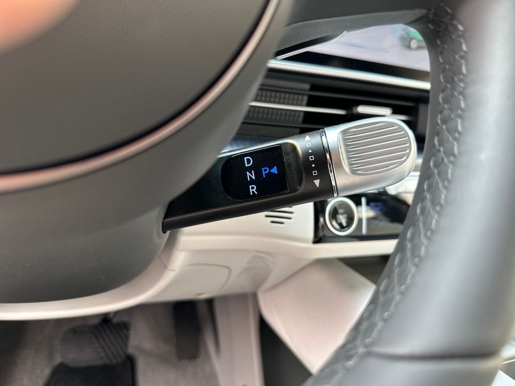 Certified Used 2025 White Hyundai SEL image 14