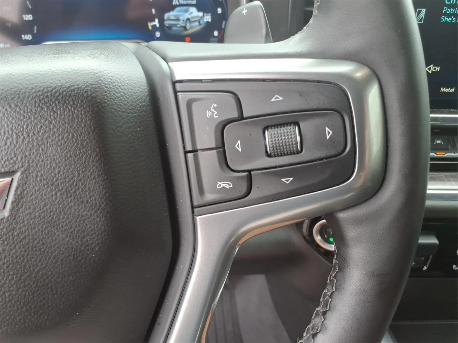 Used 2025 Black Chevrolet LTZ image 21