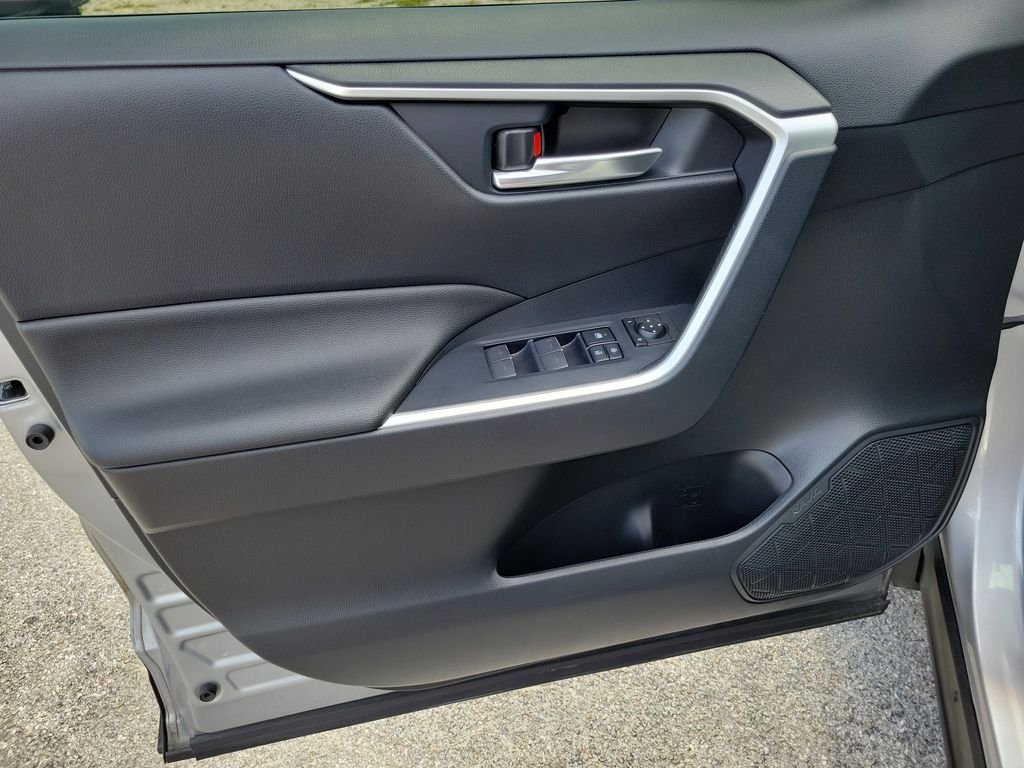 Used 2024 Silver Toyota XLE image 17