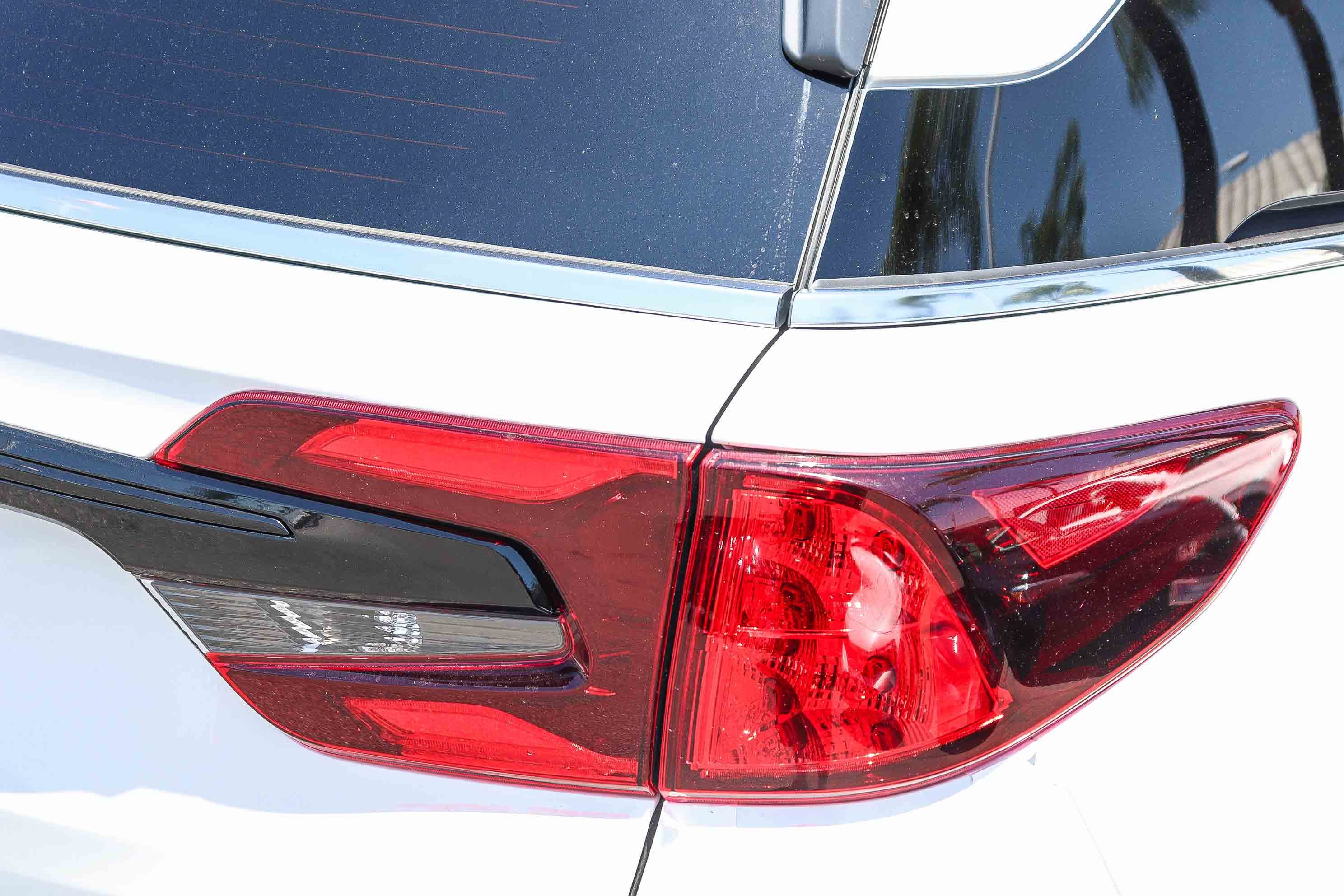 New 2026 Platinum White Pearl Honda EX-L Auto image 8