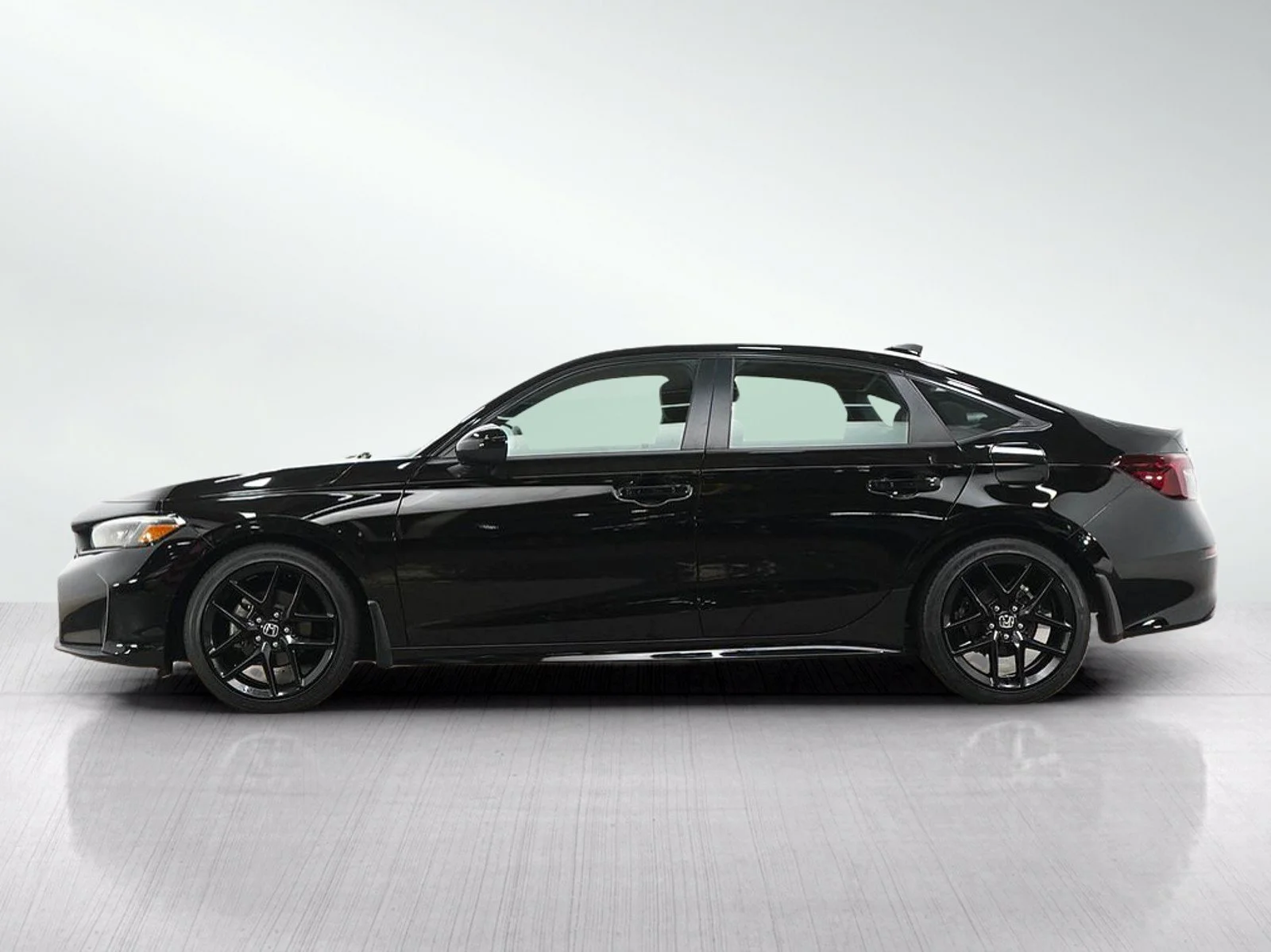 Used 2025 Honda Civic Sport with VIN 2HGFE2F50SH525408 for sale in Burnsville, Minnesota