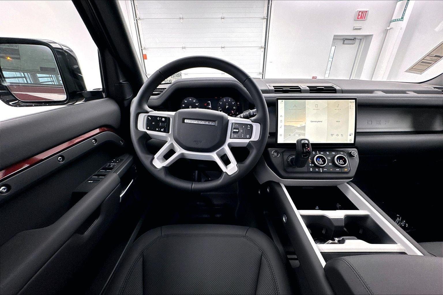 New 2026 Sedona Red Metallic Land Rover S image 10