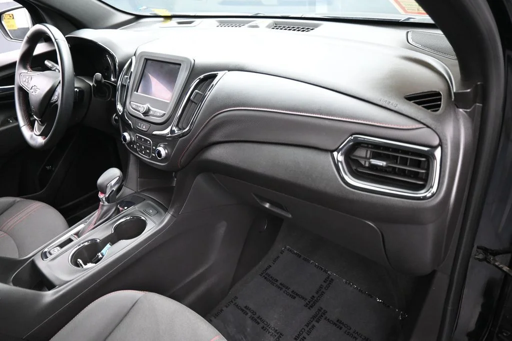 Used 2024 Mosaic Black Metallic Chevrolet RS image 40
