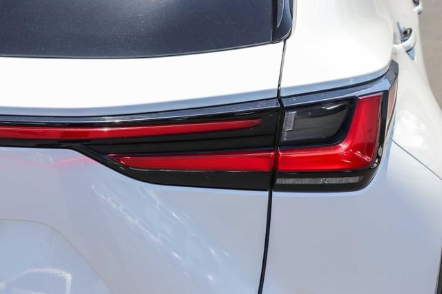 Certified Used 2022 White Lexus 350 Premium image 7