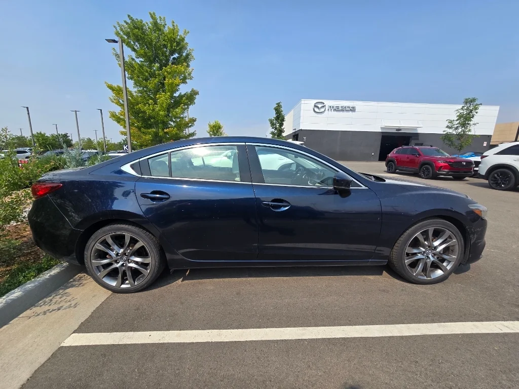 Used 2017 Deep Crystal Blue Mazda Grand Touring image 15