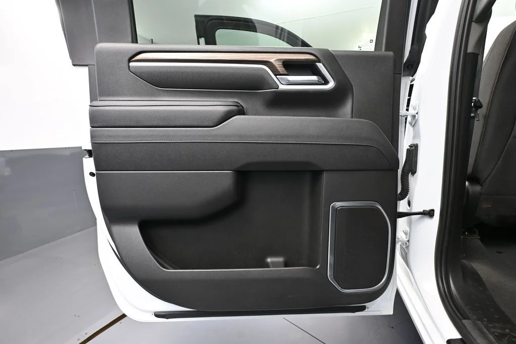 Certified Used 2025 White Chevrolet LT image 25