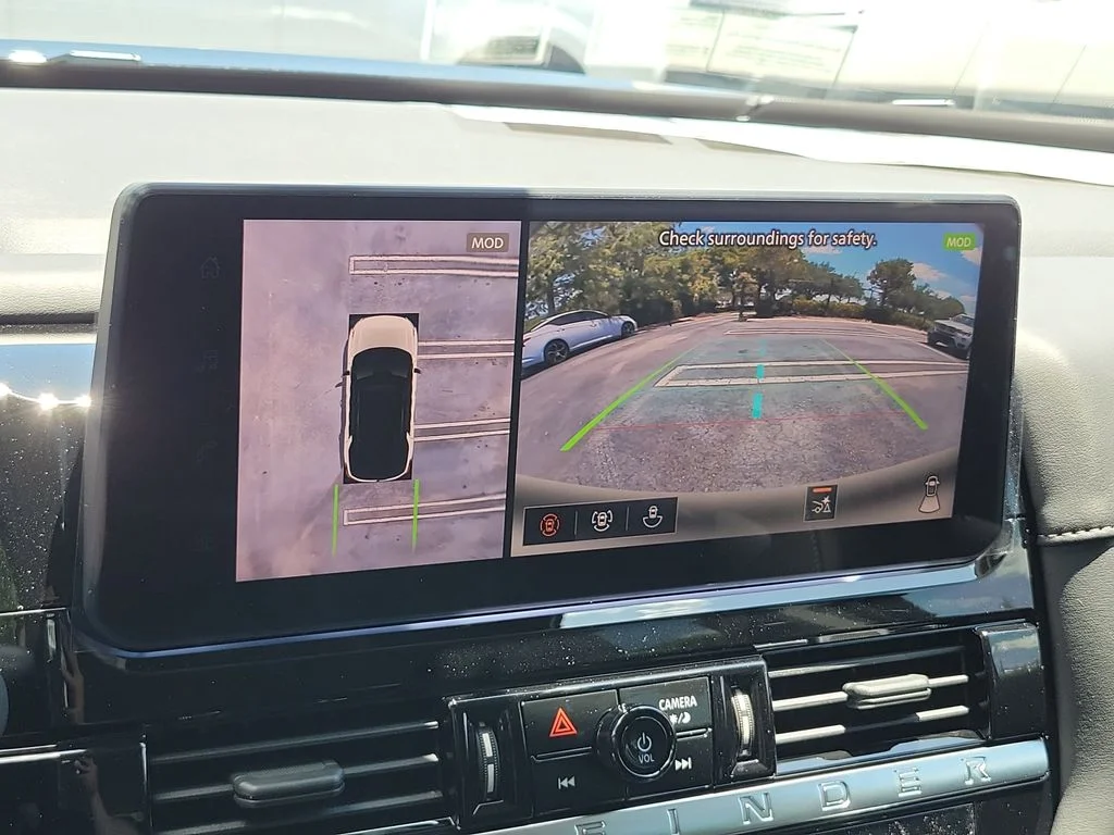 New 2026 Black Nissan SL image 29