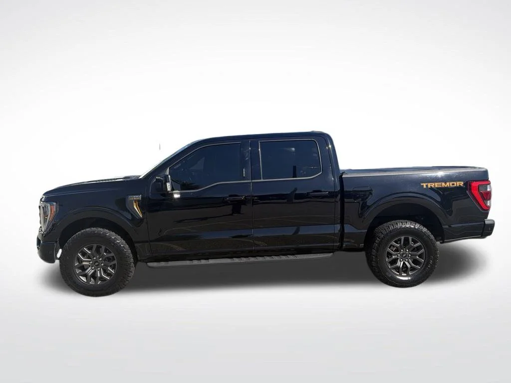 Used 2022 Black Ford Tremor image 2