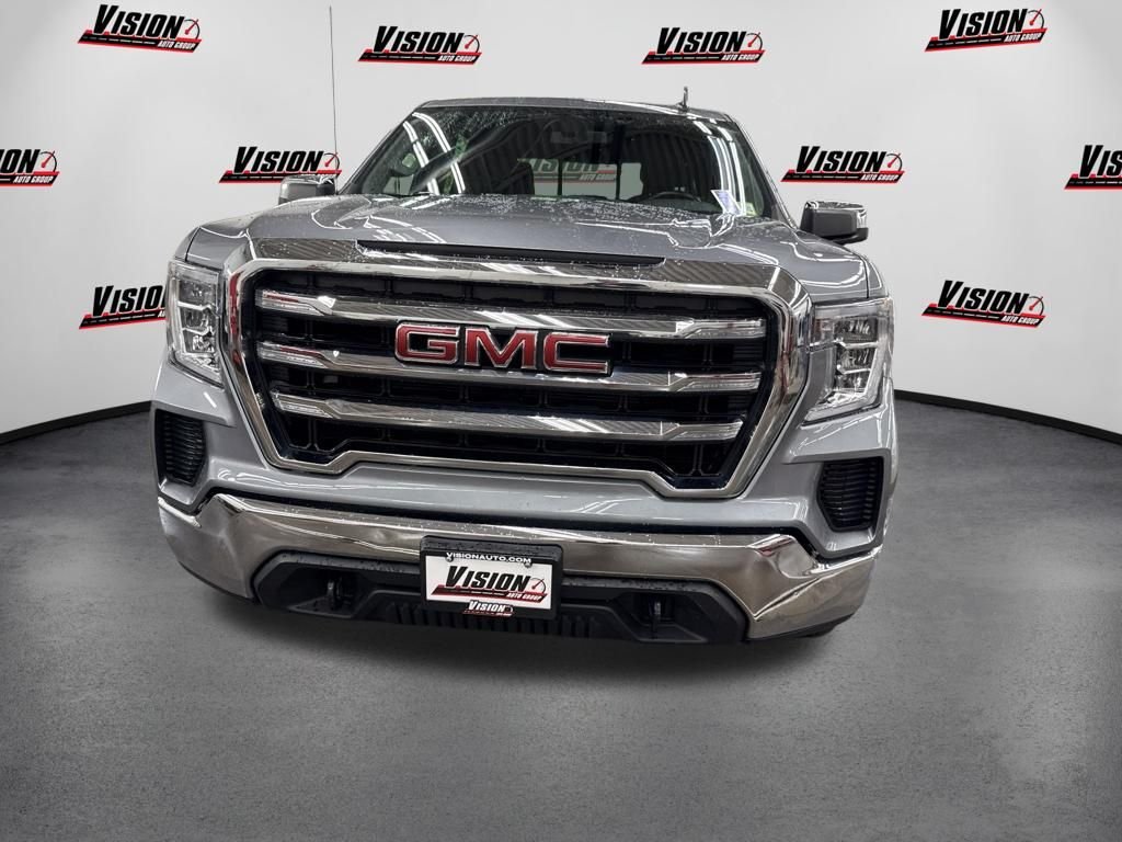 Used 2019 Gray GMC SLE image 2