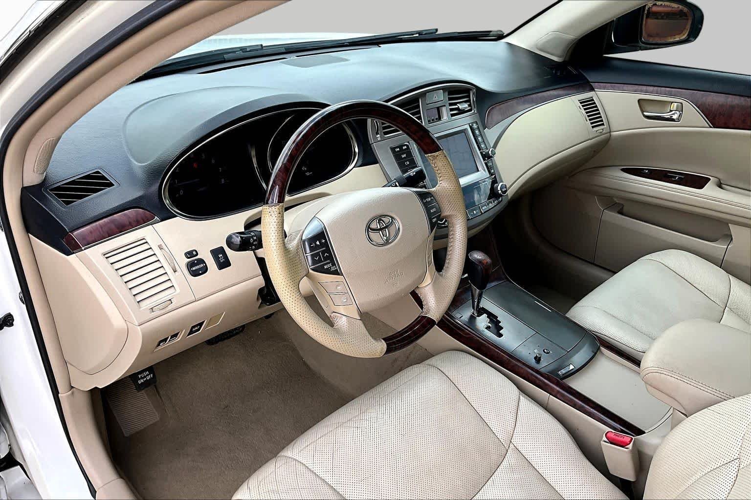 Used 2012 Blizzard Pearl Toyota Limited image 18