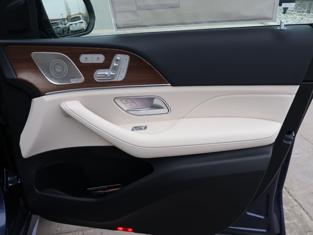 New 2026 Twilight Blue Metallic Mercedes-Benz GLS 450 image 13