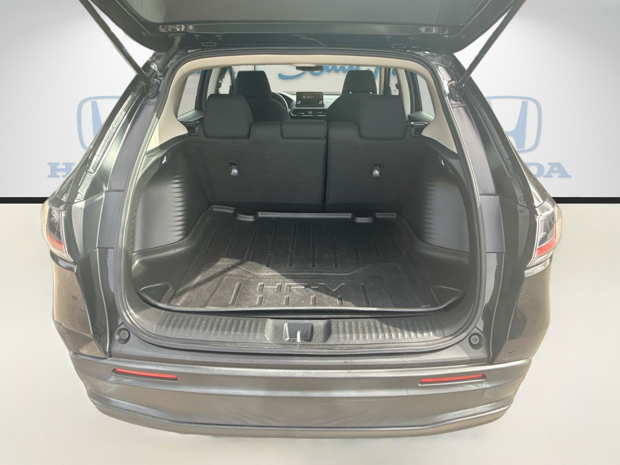 Used 2024 Crystal Black Pearl Honda 5DR 2WD LX image 25