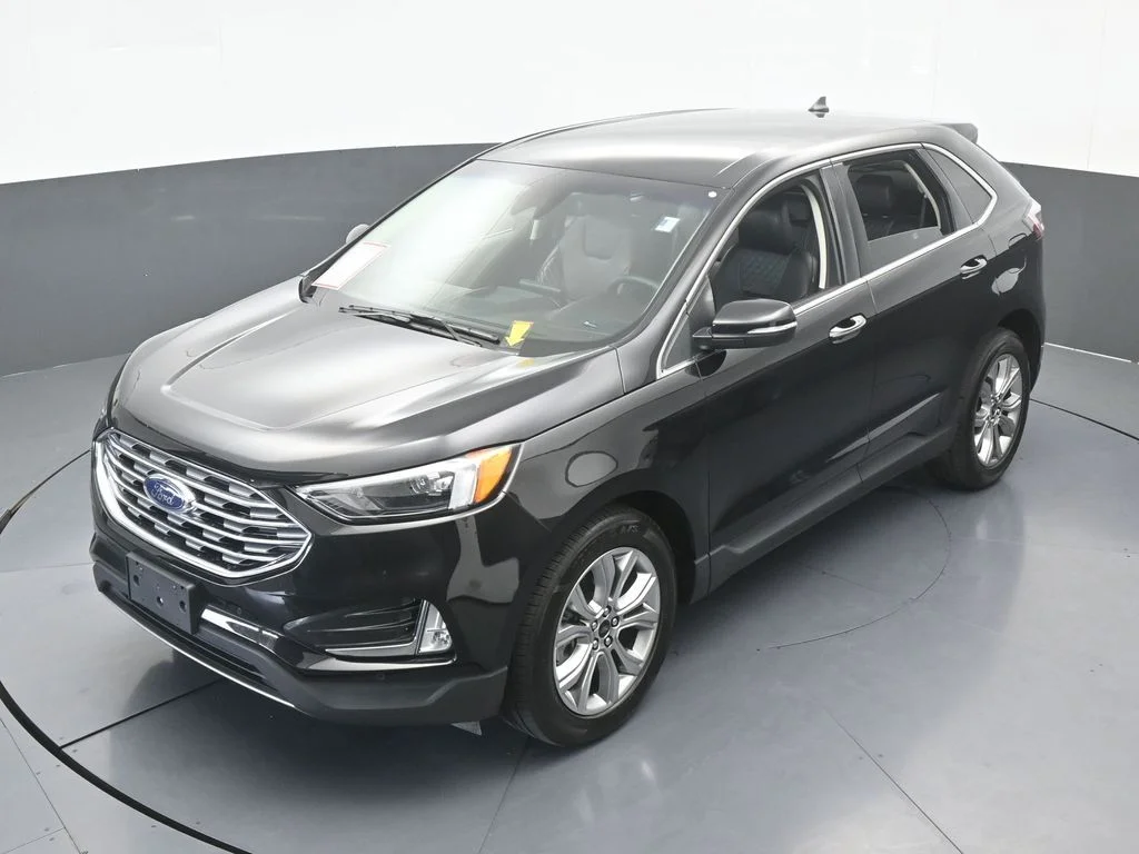 Used 2024 Black Metallic Ford Titanium image 50