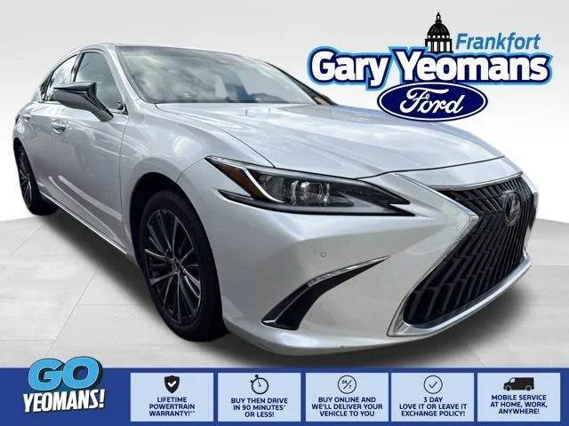 Used 2024 Eminent White Pearl Lexus 350 image 1