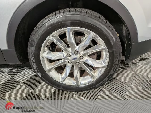 Used 2015 Silver Ford XLT image 51