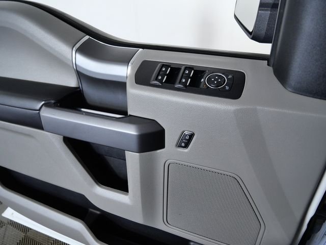 Used 2020 White Ford XLT image 27