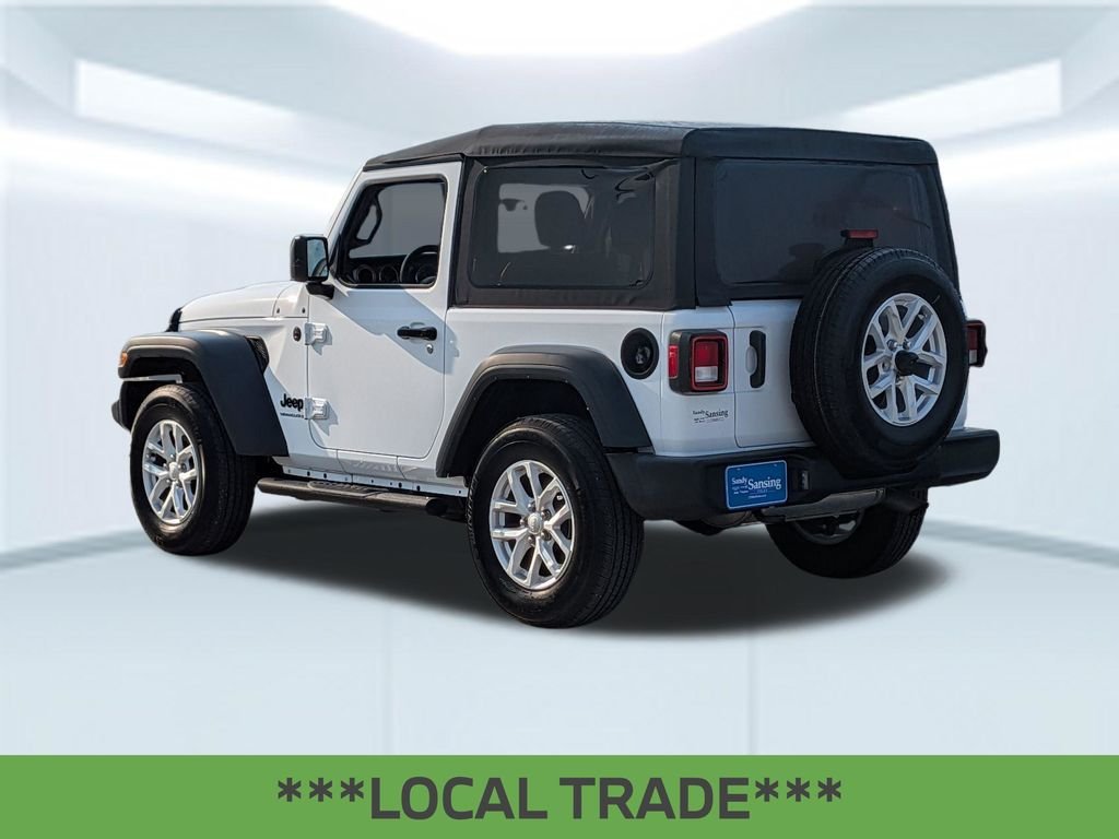 Used 2023 White Jeep Sport S image 4