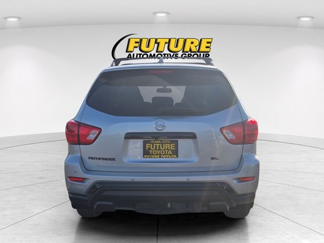Used 2019 Silver Nissan SL image 5