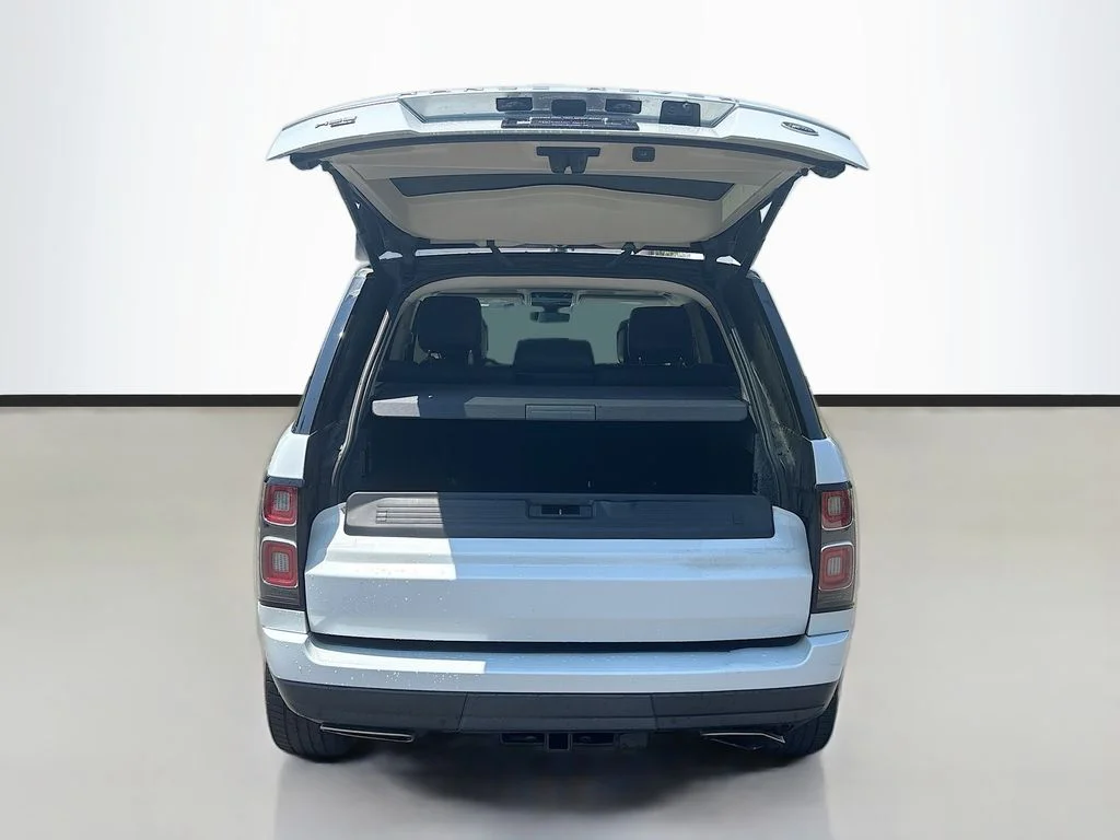 Used 2020 Fuji White Land Rover HSE image 9