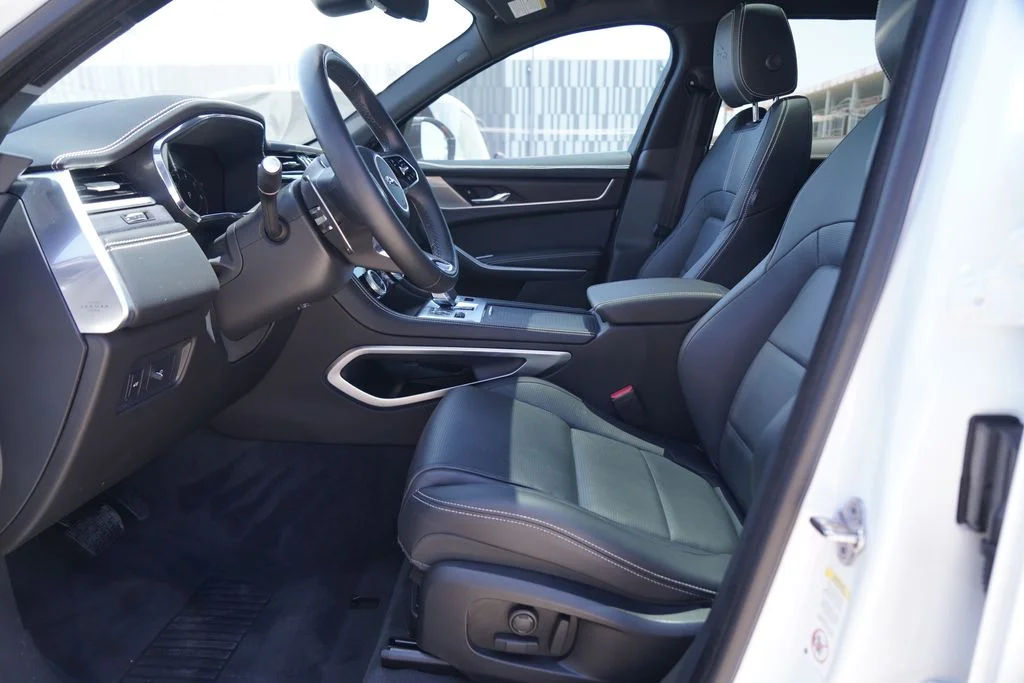 2026 Jaguar F-Pace R-Dynamic S - Photo 11