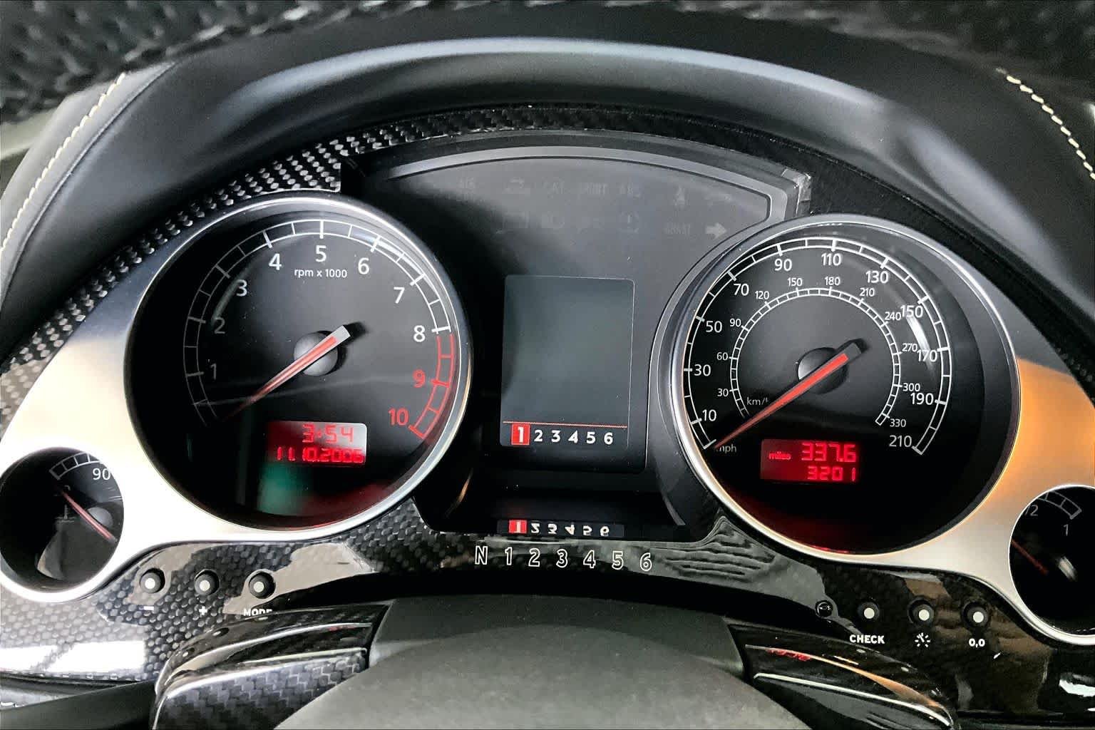 Used 2008 Bianco Monocerus Lamborghini  image 21