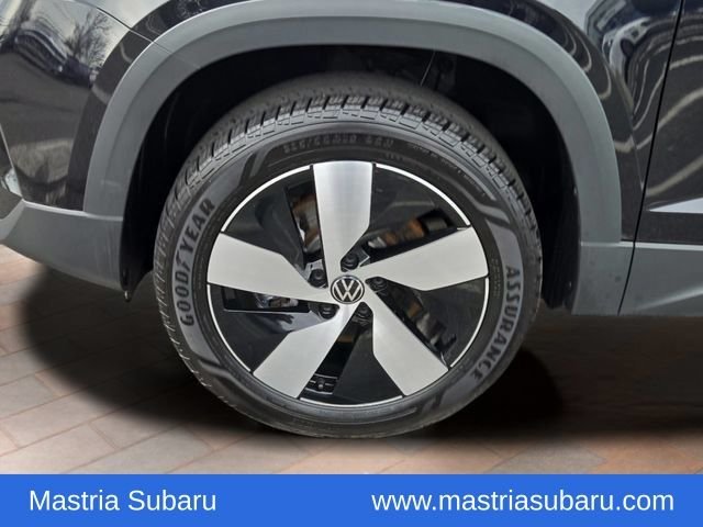 Used 2025 Pure White Volkswagen 1.5T S image 25