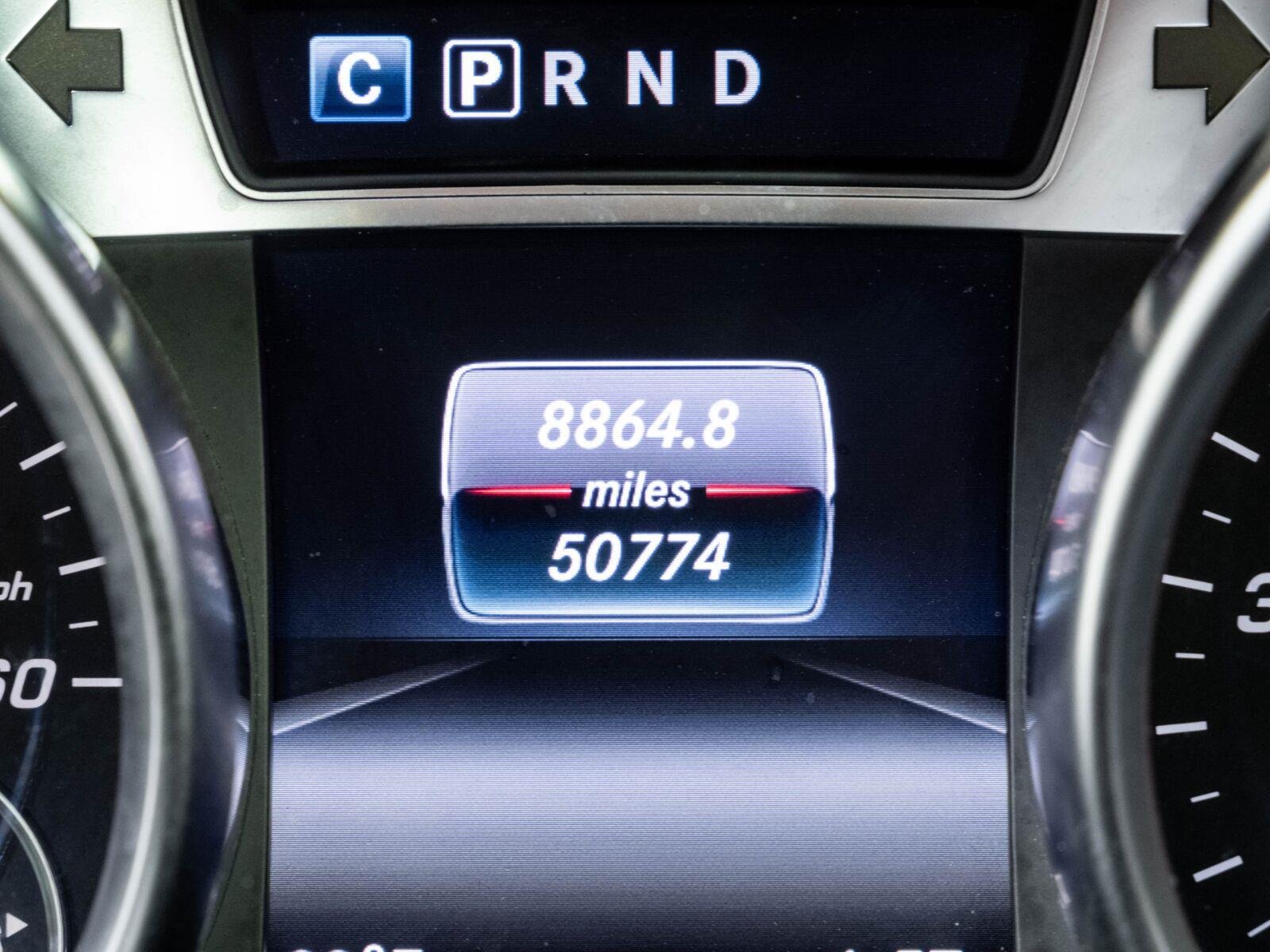 Used 2018 Selenite Grey Metallic Mercedes-Benz SL 550 image 12