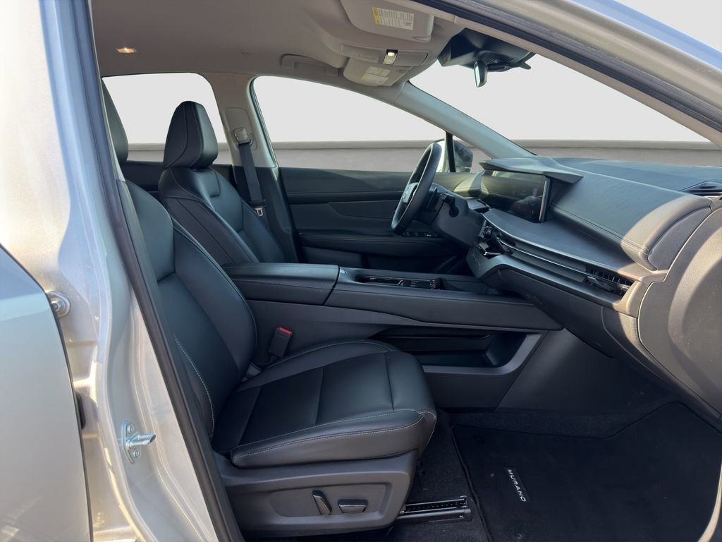 2025 Nissan Murano SV - Photo 18