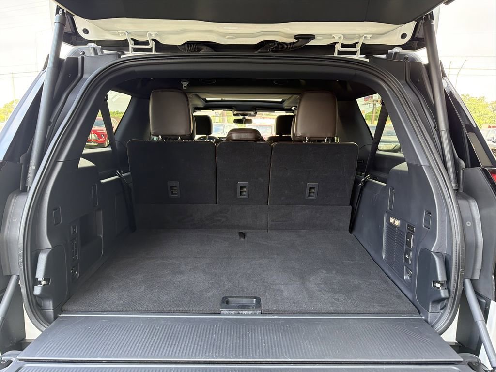 Used 2025 White Ford King Ranch MAX image 13