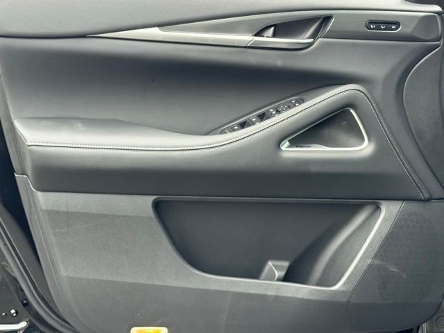 New 2027 MINERAL BLACK INFINITI Luxe FWD image 11