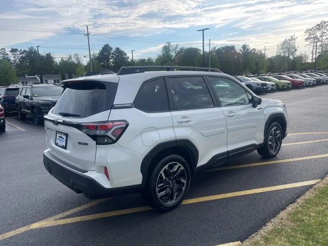 Used 2025 White Subaru Premium image 5