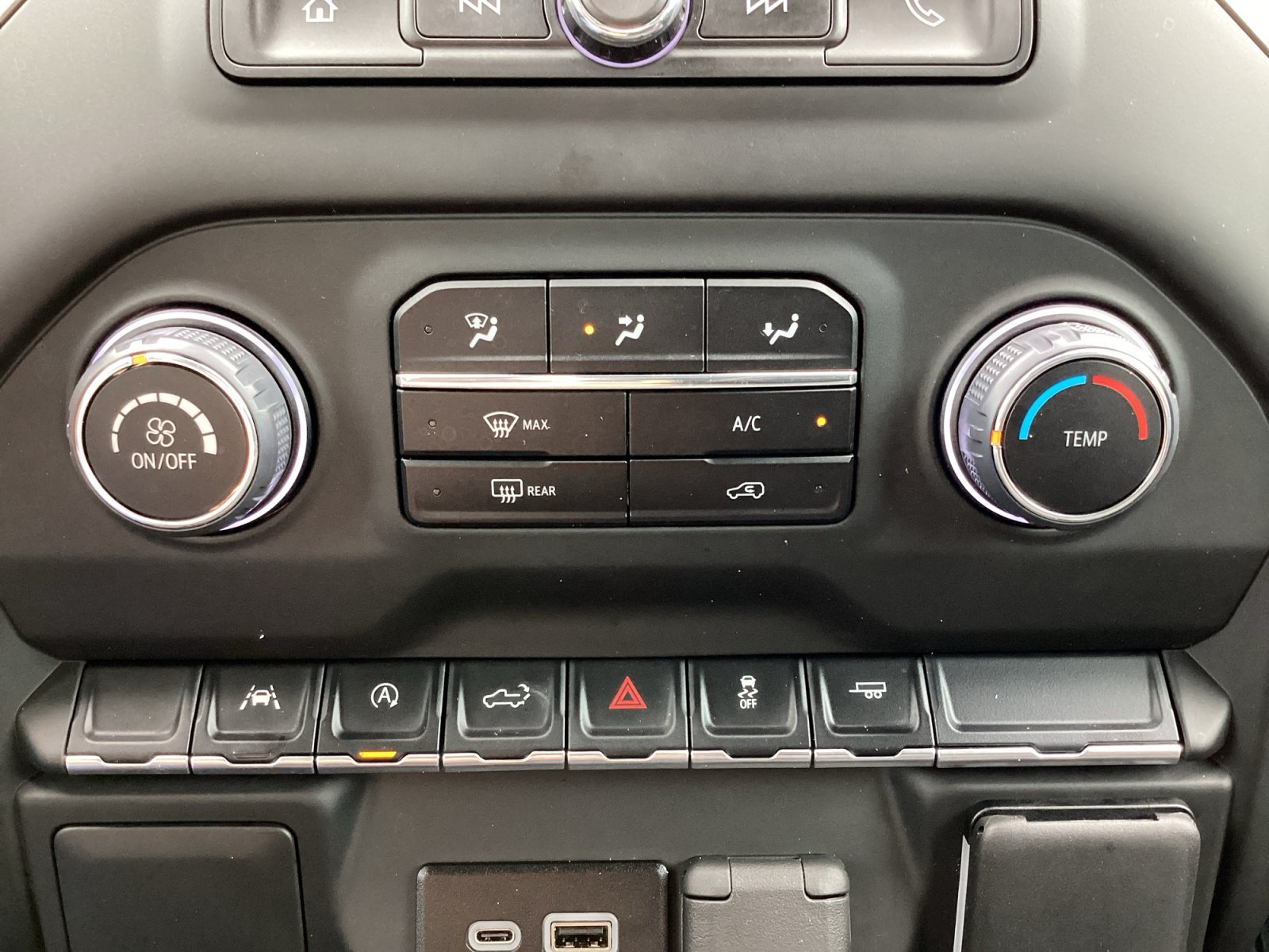 Used 2025 Summit White Chevrolet Custom image 21