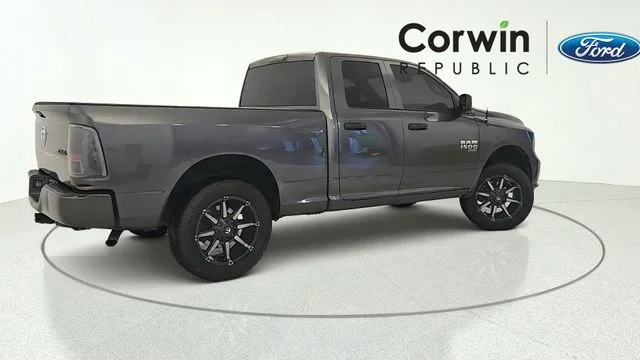 Used 2019 Granite Crystal Clearcoat Metallic Ram Express image 6
