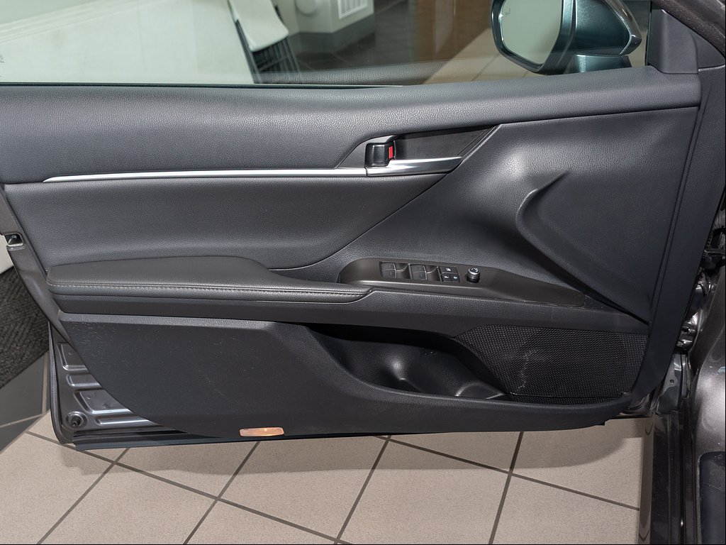Used 2023 Predawn Gray Mica Toyota XLE image 10
