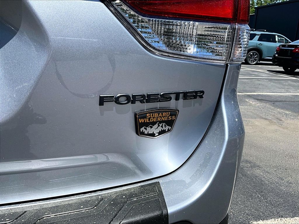 Used 2024 Ice Silver Metallic Subaru Wilderness image 30
