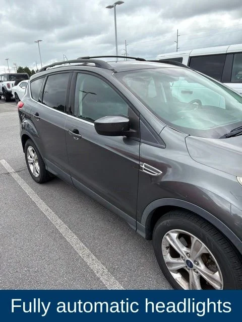 Used 2016 Gray Ford SE image 12