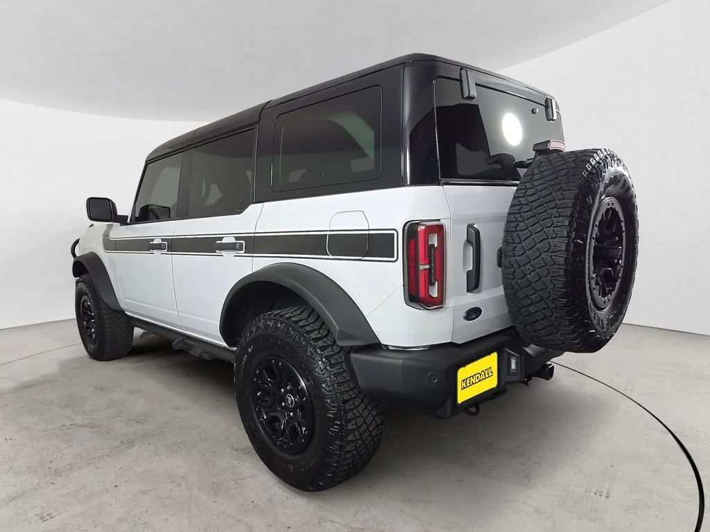 Used 2024 White Ford Wildtrak image 3