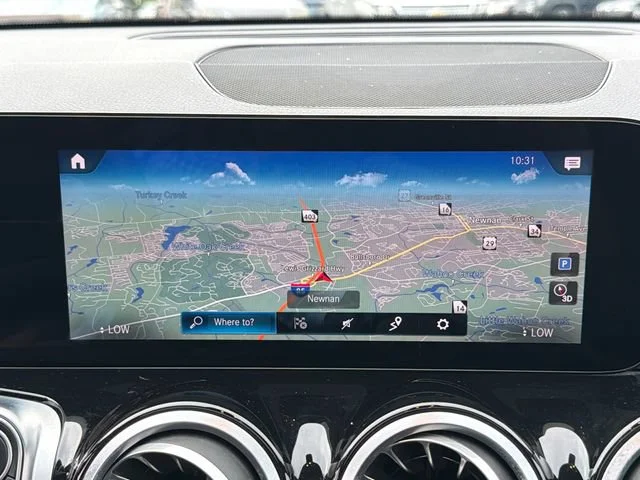 Used 2022 Black Mercedes-Benz GLB 250 image 29