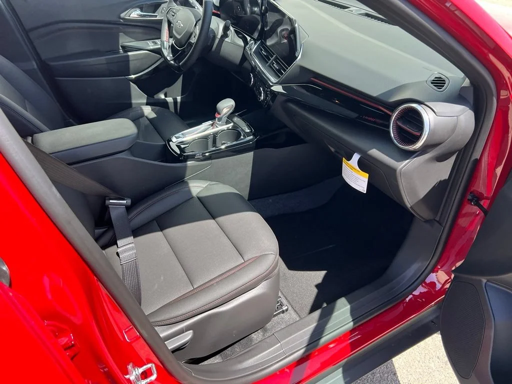 2026 Chevrolet Trax RS - Photo 25
